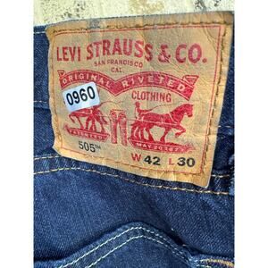 Levi's 505-Size 42x30